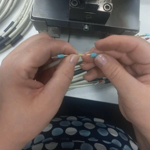 Dělnice/dělník v elektrotechnice