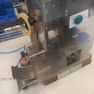 Dělnice/dělník v elektrotechnice